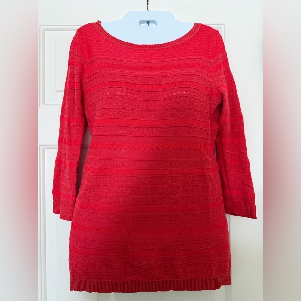 Banana Republic lightweight 3/4 length sleeves Red Textured Knit Sweater